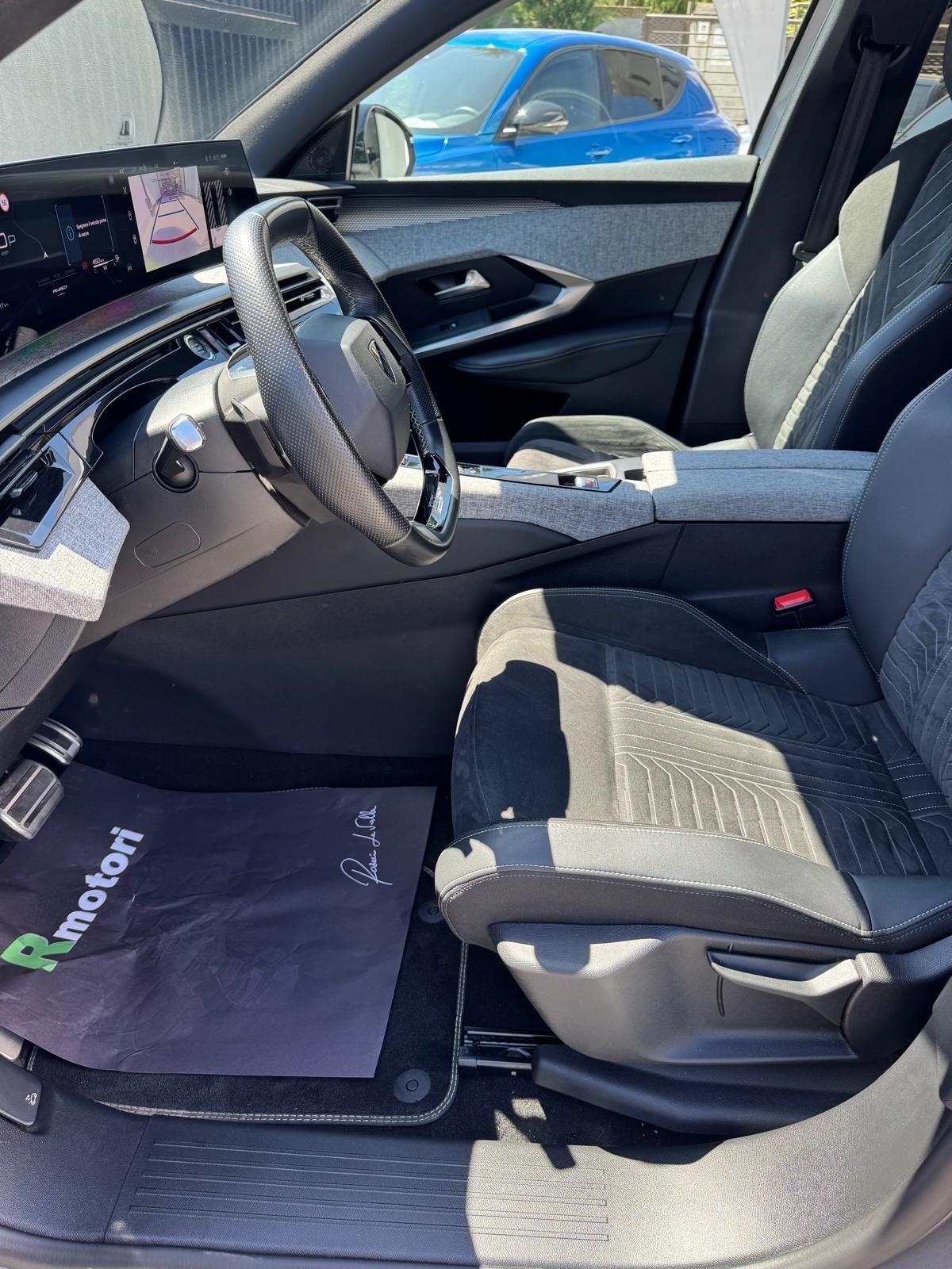 Peugeot 3008 Hybrid 136 e-DCS6 GT