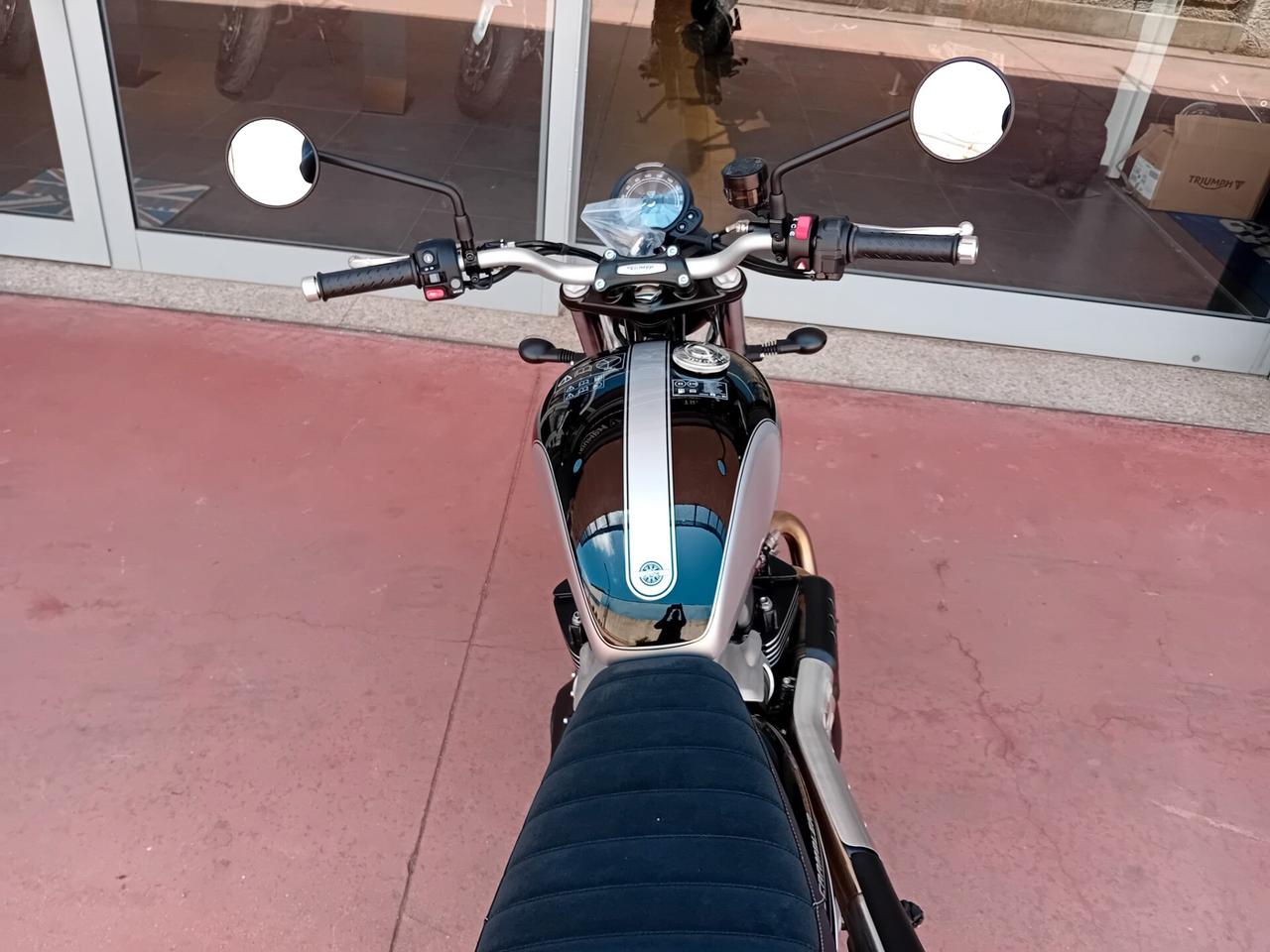 Triumph Scrambler 900 ICON EDITION