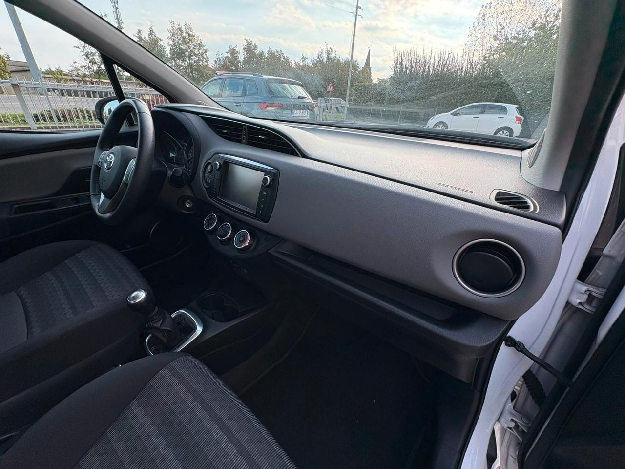 TOYOTA YARIS 1.0 BENZINA KM 72.382 SI A NEOPATENTATI