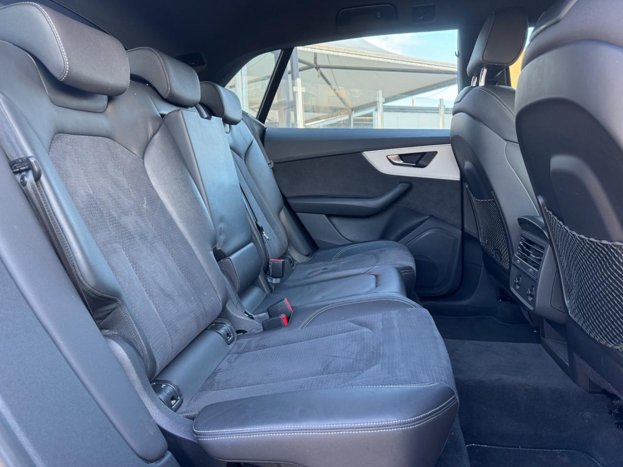 AUDI Q8 45 TDI QUATTRO S-LINE FULL IVA ESPOSTA