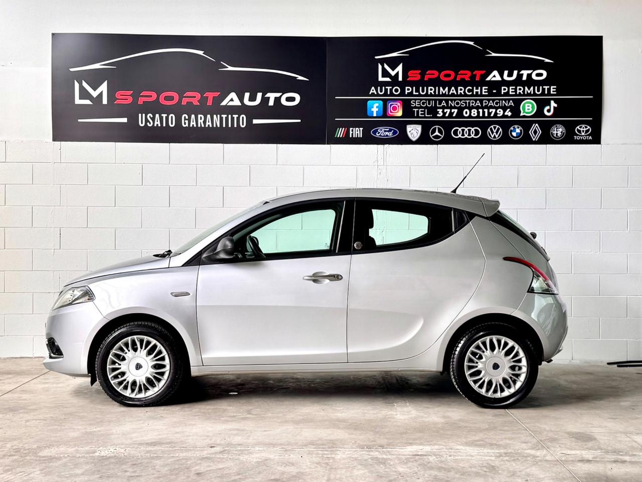 Lancia Ypsilon 1.2 69 CV 5 porte GPL Ecochic Platinum