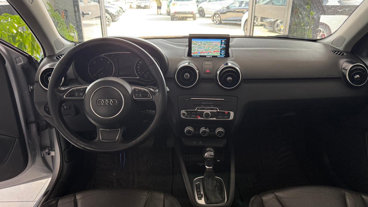 AUDI A1 1.4 TDI S TRONIC TETTO APRIBILE