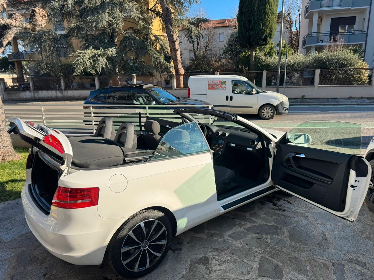 AUDI A3 CABRIO 2.0 TDI F.AP. AMBITION