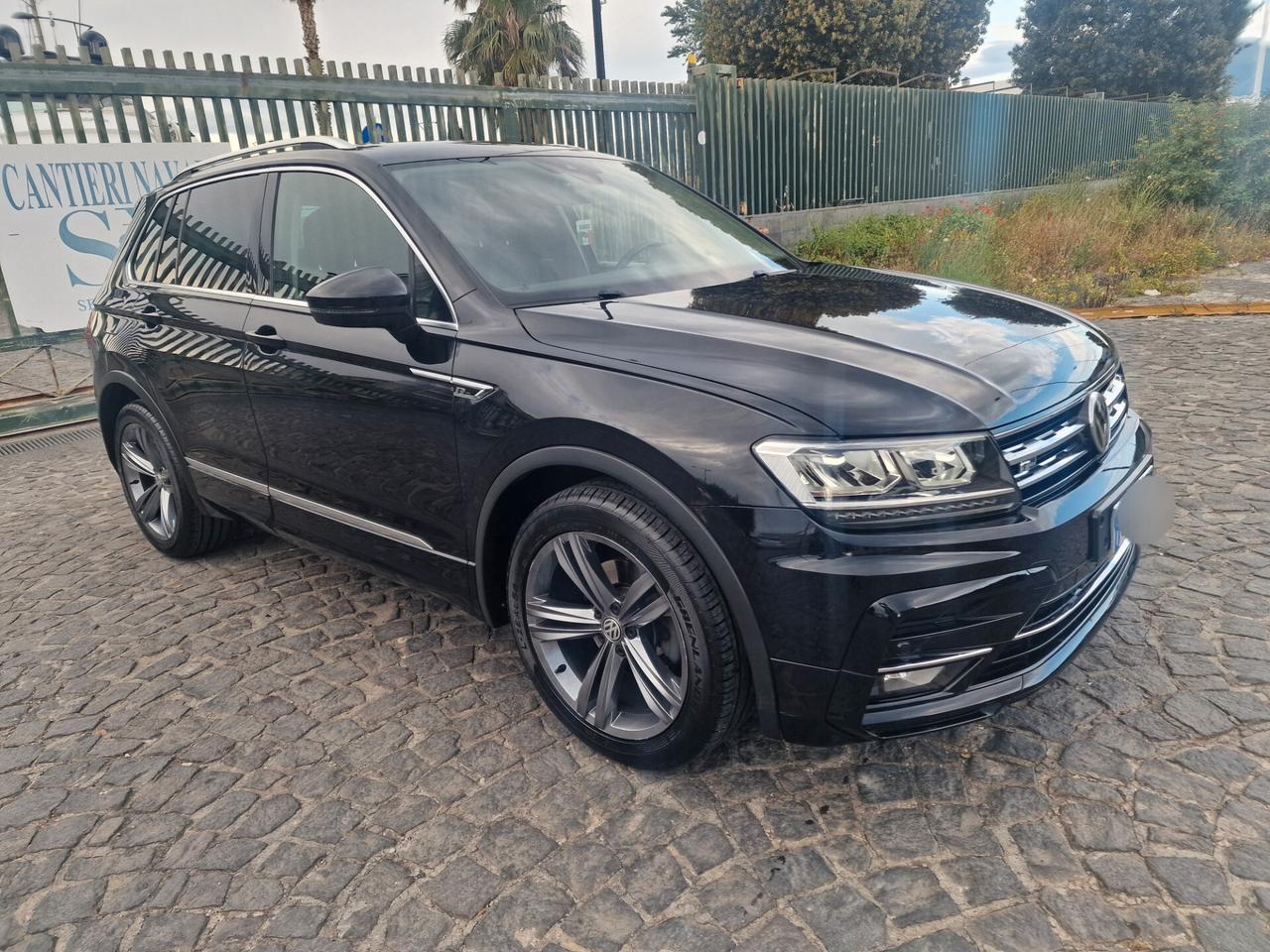 Volkswagen Tiguan 2.0 TDI SCR DSG R LINE