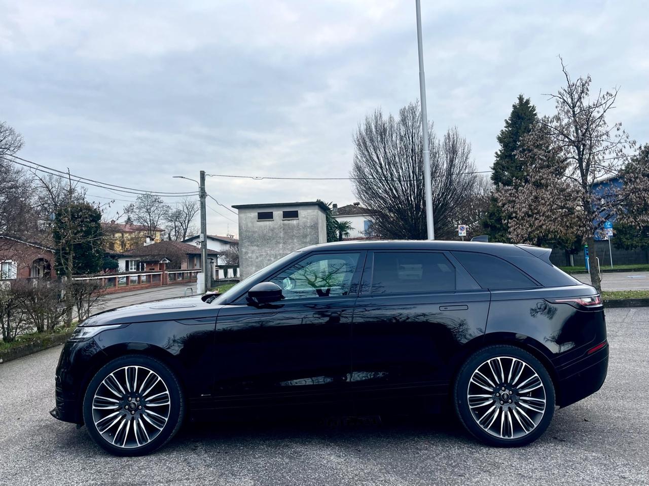 Land Rover Range Velar 3.0D V6 300 CV R-Dynamic HSE