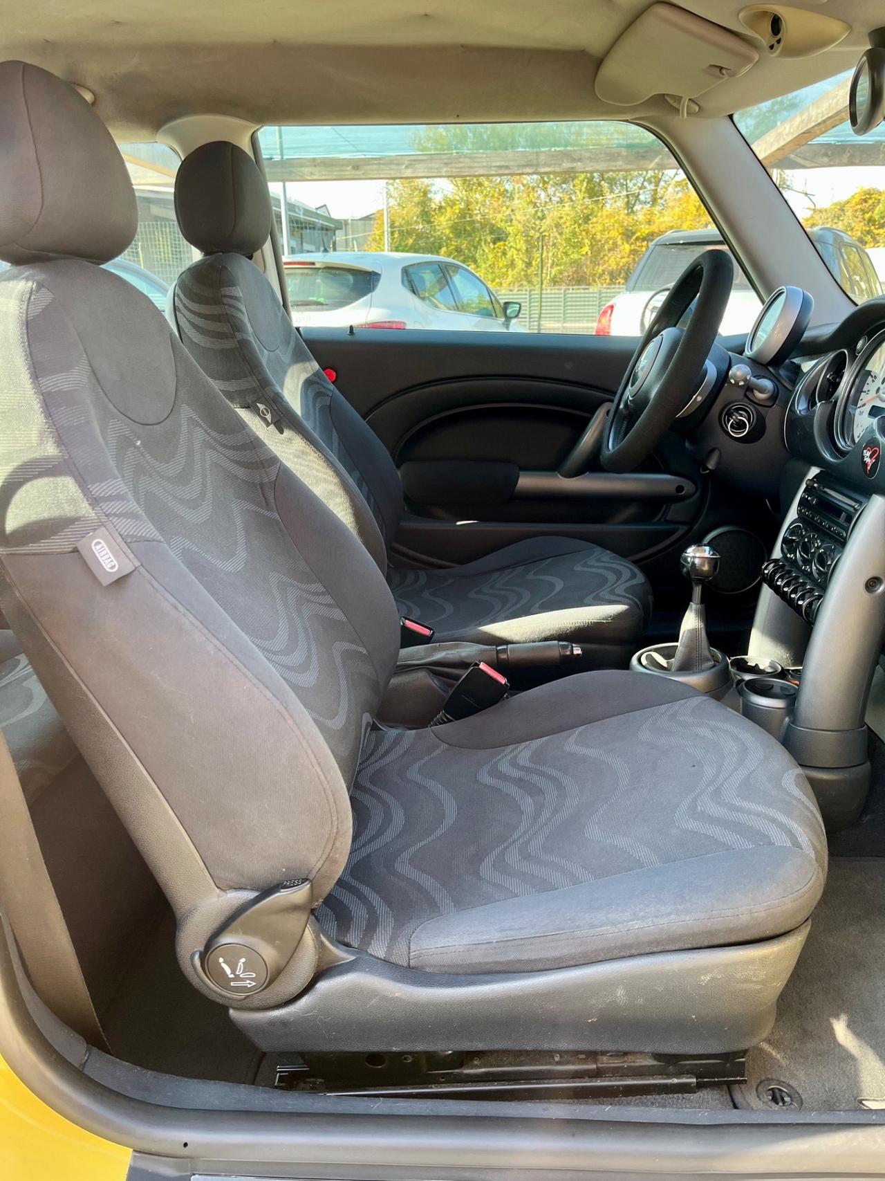 Mini 1.6 16V One de luxe