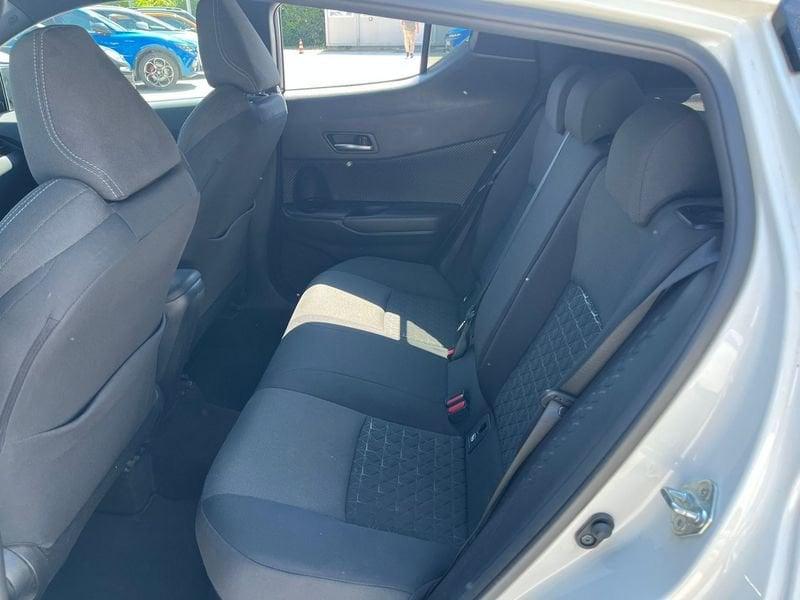 Toyota C-HR C-HR 2.0 Hybrid E-CVT Morebusiness