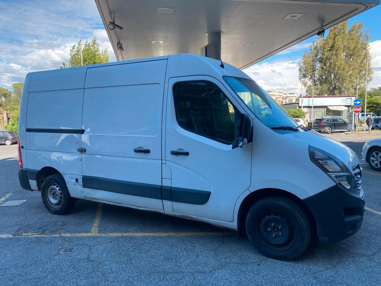 Opel Movano