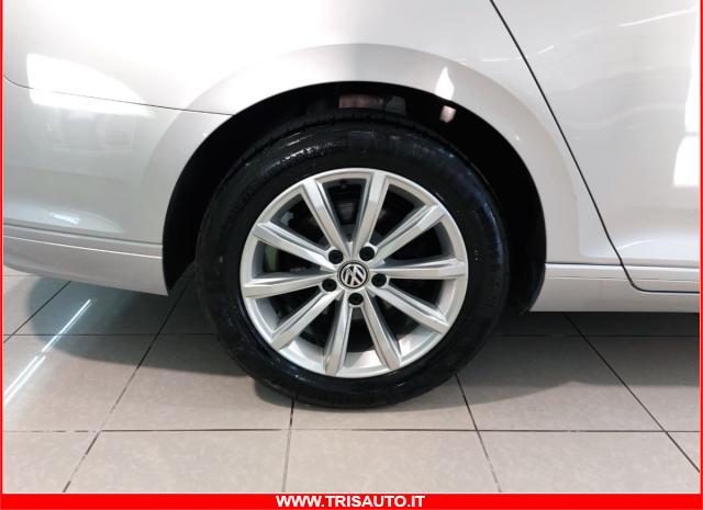 VOLKSWAGEN Passat Variant 1.6 TDI Dsg Business IVATA (FULL LED+NAVI)