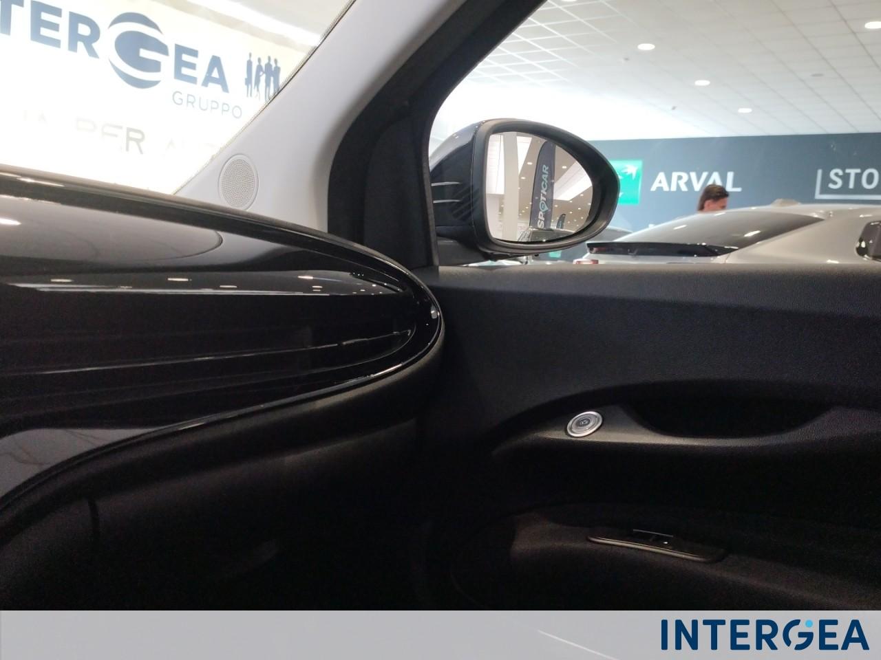 FIAT 500 1.0 hybrid Icon