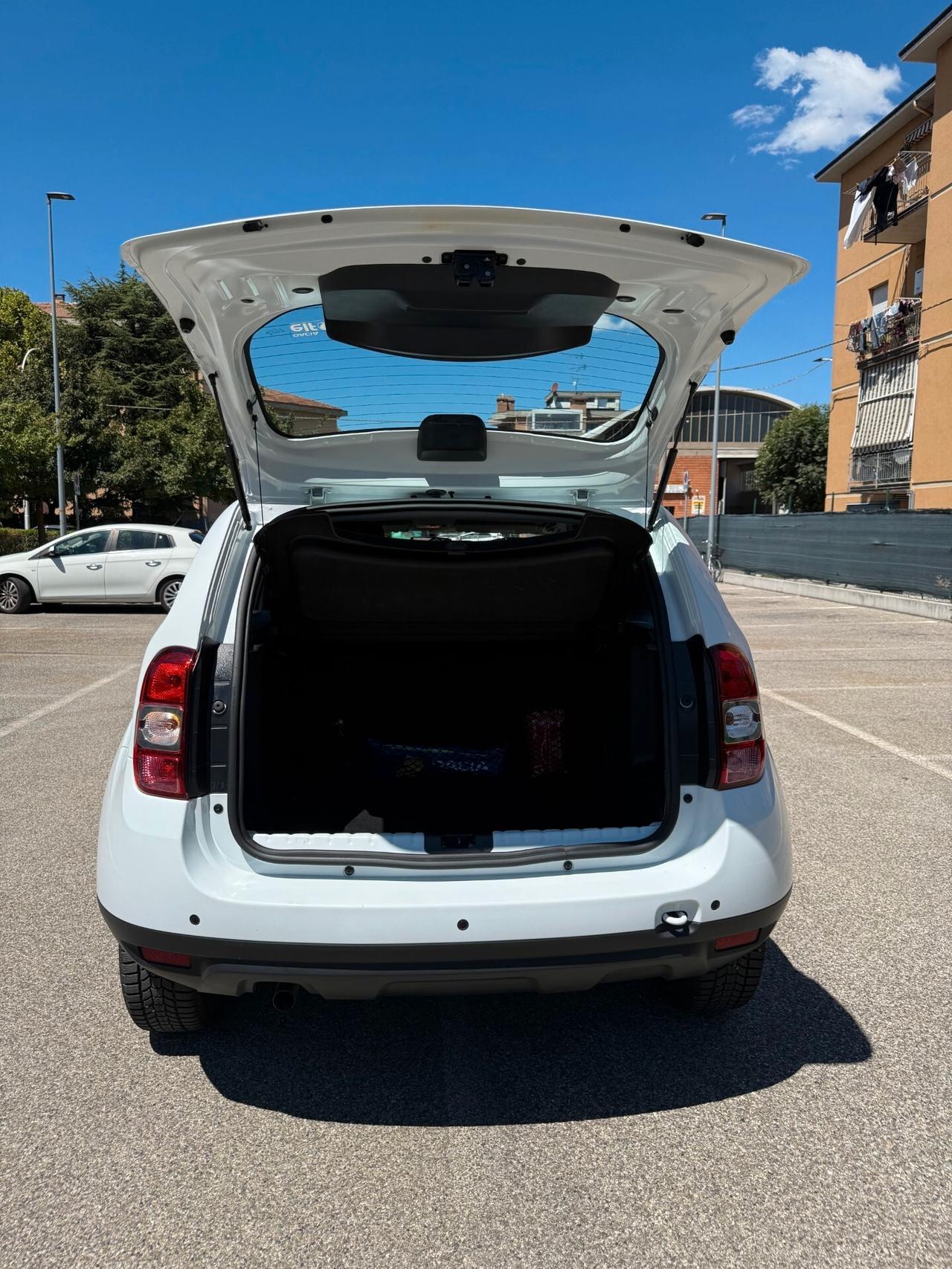 Dacia Duster 1.6 Gpl - NAV. - 12 MESI DI GARANZIA -