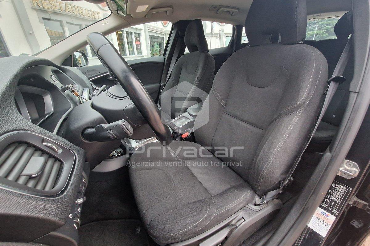 VOLVO V40 D2 1.6 Kinetic