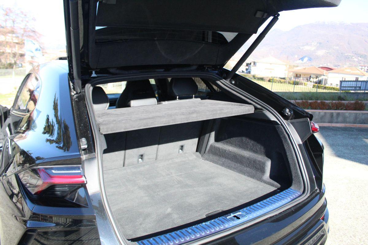 LAMBORGHINI - Urus - 4.0