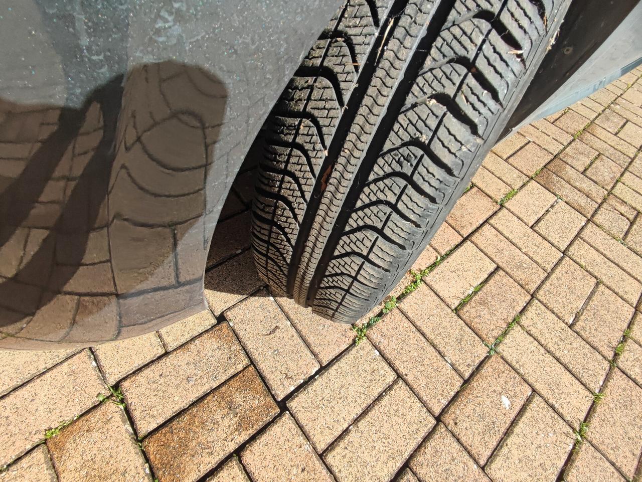 Peugeot 208 PureTech 82 5 porte Allure