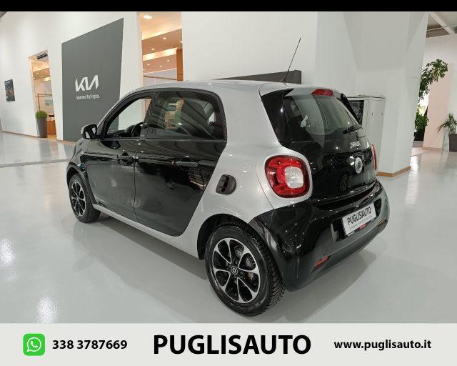 SMART ForFour 70 1.0 Passion