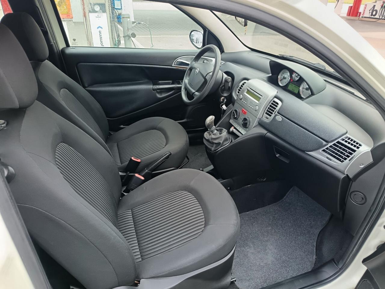 Lancia Ypsilon 1.4 Oro Ecochic GPL ok neo patente
