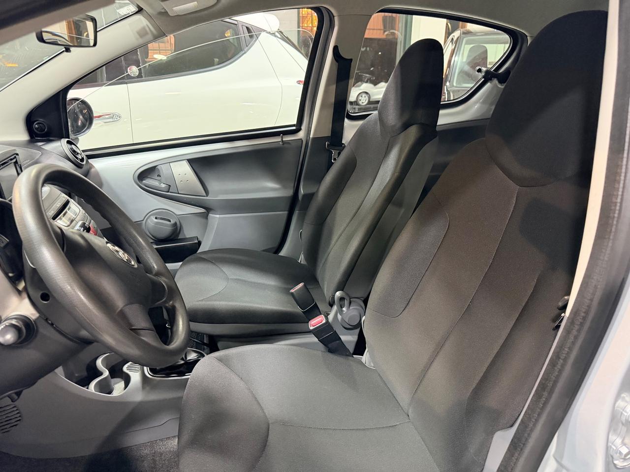 Toyota Aygo 1.0 TOM TOM