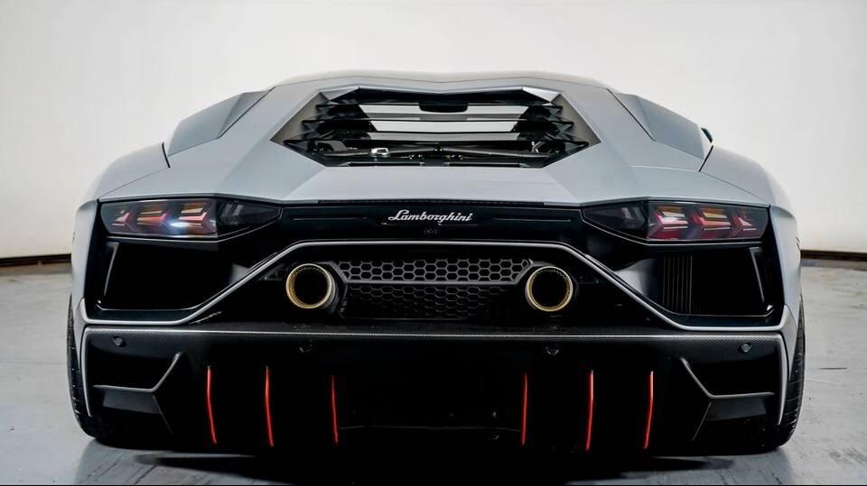 Lamborghini Aventador 6.5 V12 NOLEGGIO LUNGO TERMINE - LEASING FULL INCLUSIVE