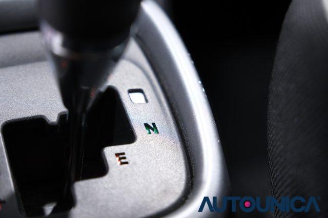 TOYOTA Aygo 1.0 VVT-i 72 CV 5 PORTE X-PLAY MMT NEOPATENTATI