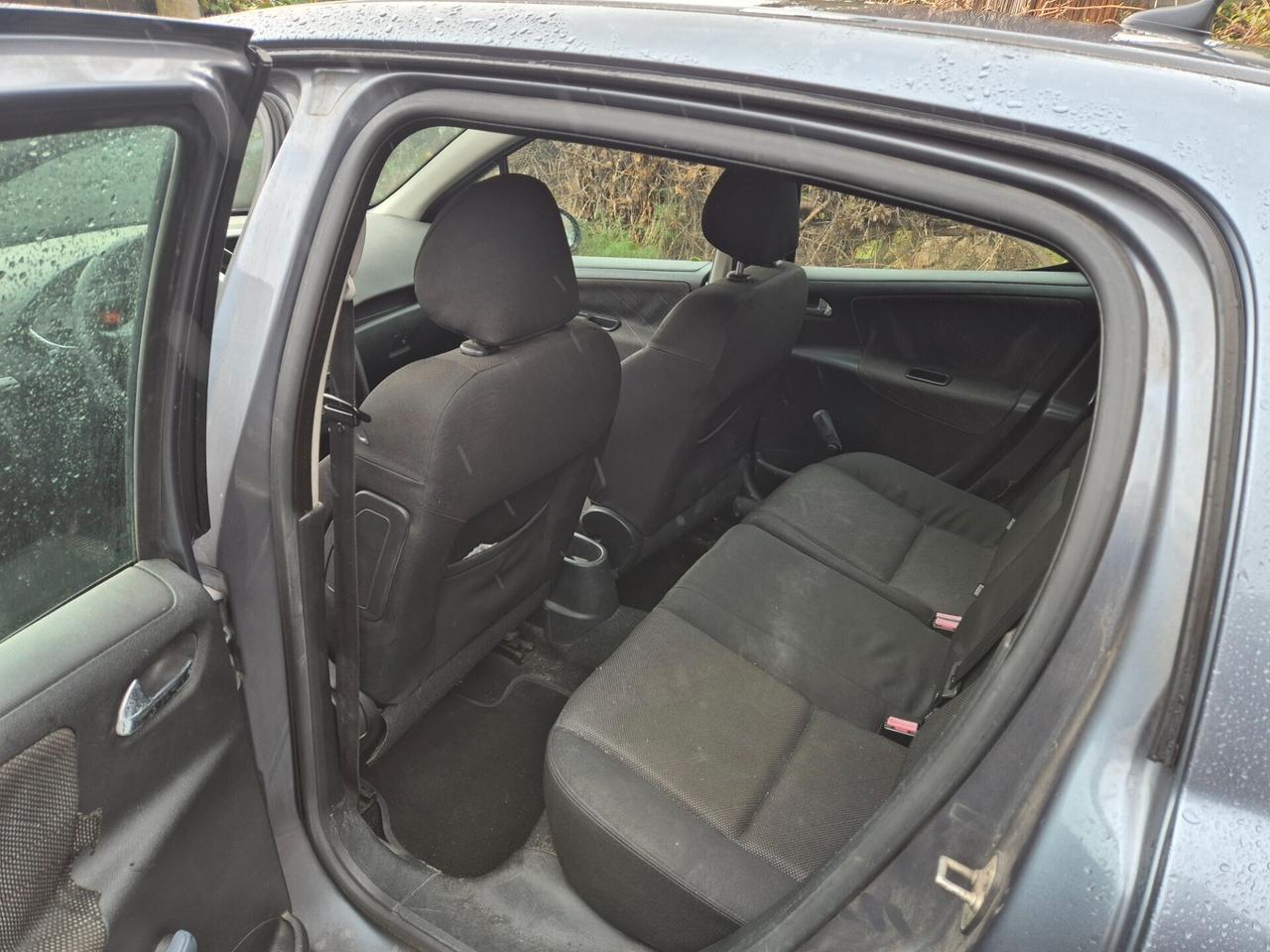 Peugeot 207 1.4 HDi 70CV 5p. X Line