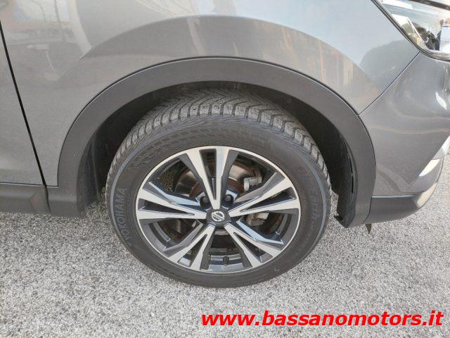 NISSAN Qashqai 1.5 dCi N-Connecta