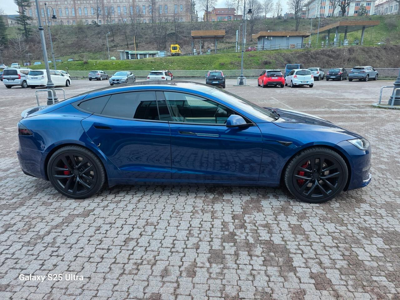 Model S Plaid 1020cv corrente gratis a vita ritiro usato/scambio