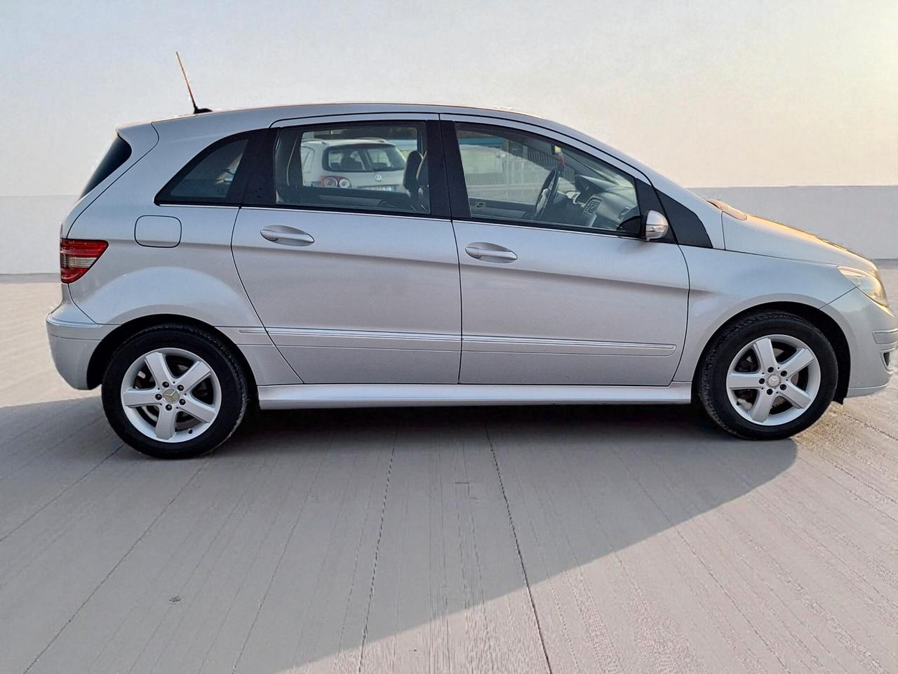 Mercedes-benz B 200 CDI Sport NEOPATENTATI PELLE TEL BLUETOOTH