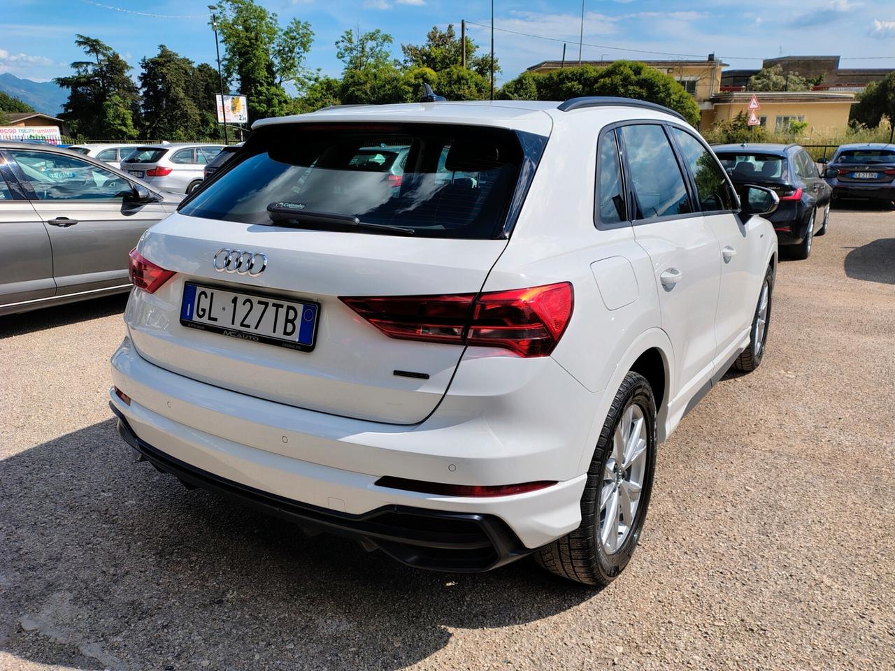 Audi Q3 40 TDI quattro S tronic S line edition