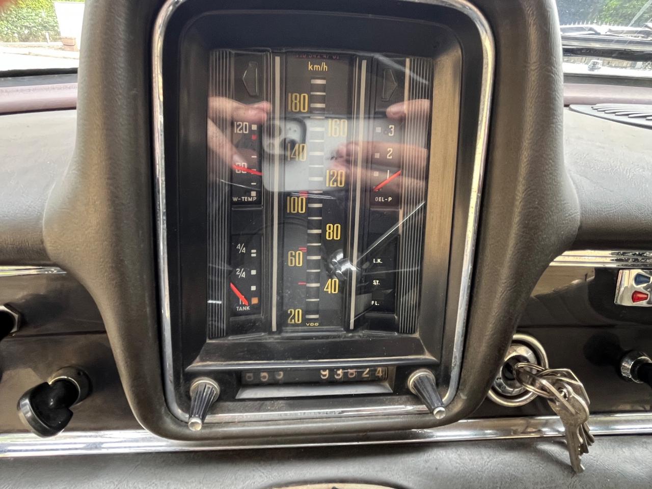 Mercedes benz 230 W110 Codine 6 cilindri