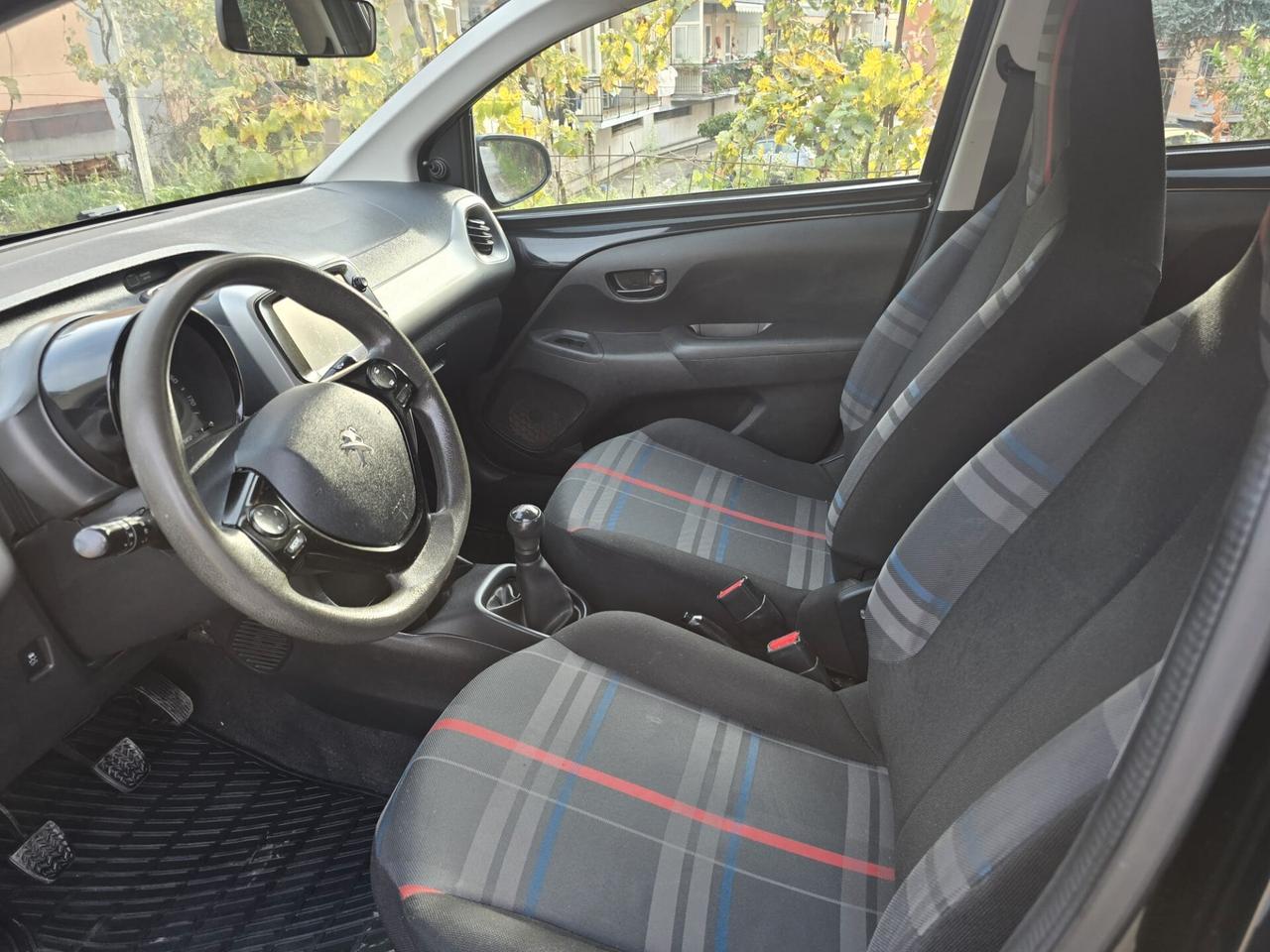 Peugeot 108 NERA 1.0 benzina - 2015