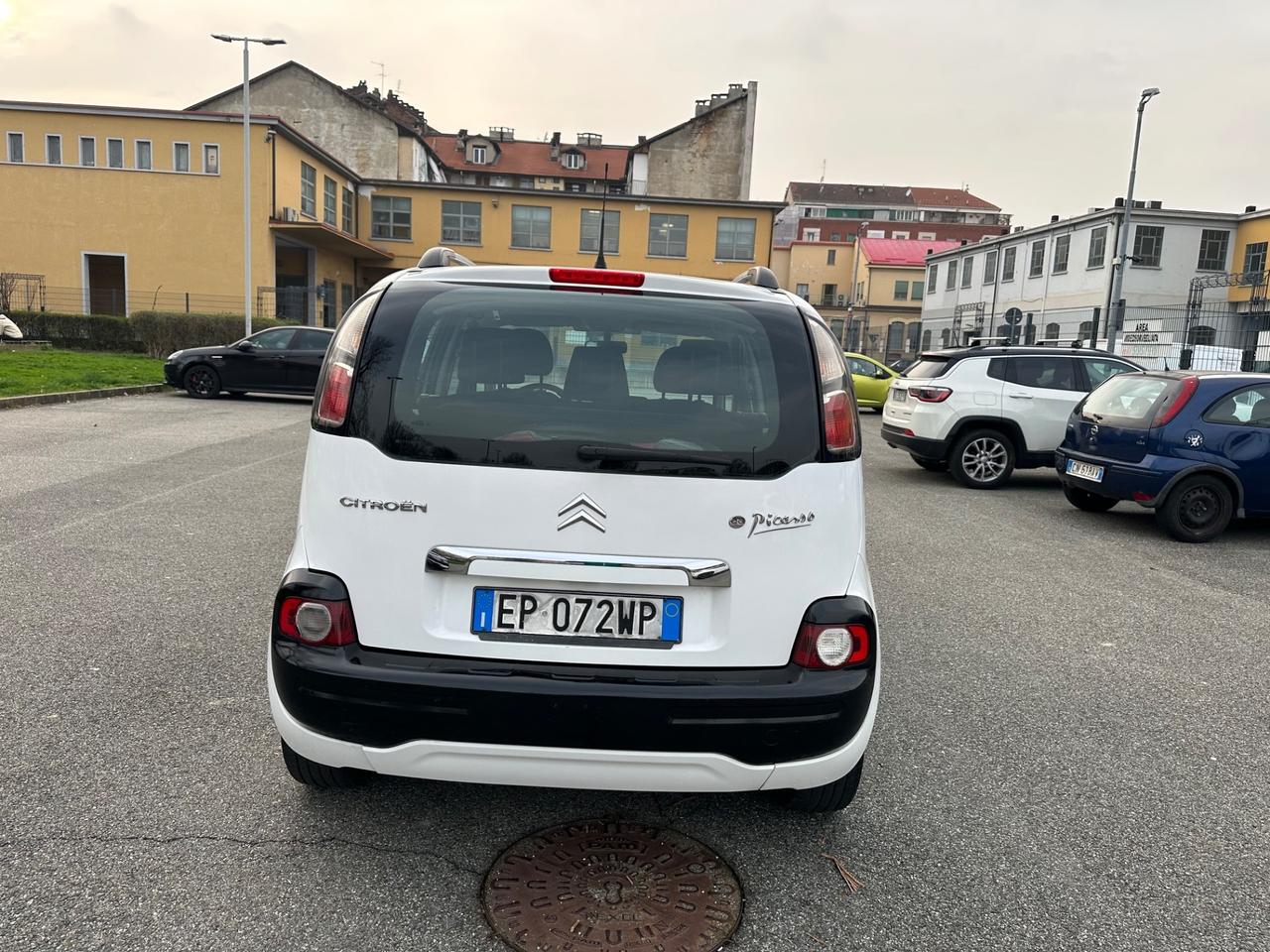 Citroen C3 Picasso 1.4 VTi 95 GPL della casa fino 2033