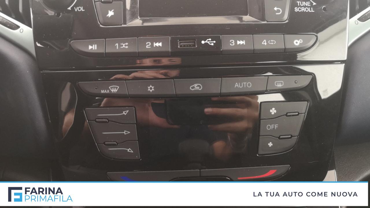 LANCIA Ypsilon III 2021 - Ypsilon 1.0 firefly hybrid Gold s&s 70cv 5p.ti