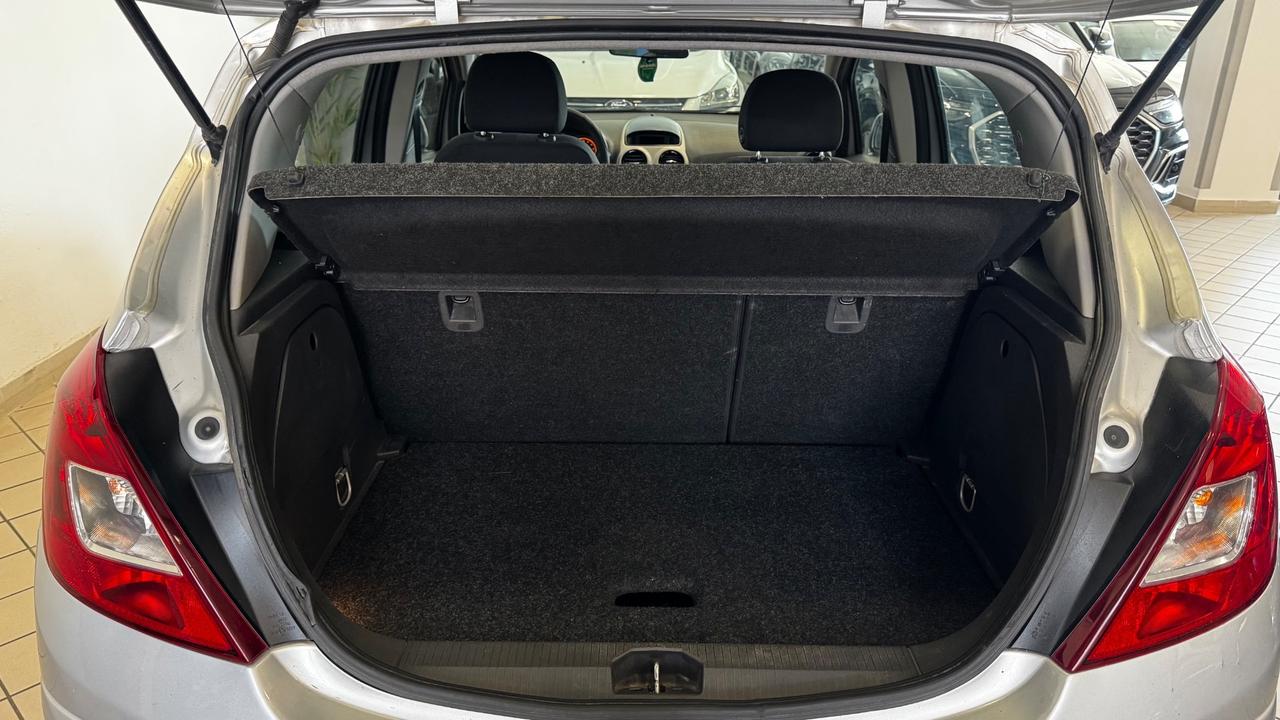 Opel Corsa 1.2 5 porte Enjoy