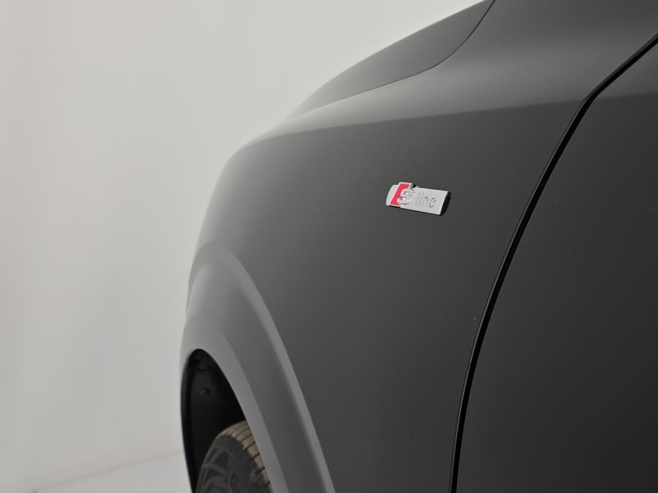 Audi Q3 1.5 tfsi mhev s line edition 150cv s-tronic