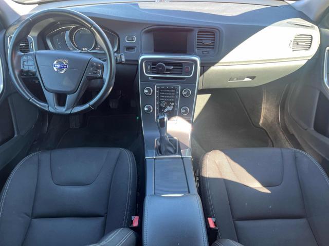VOLVO V60 D2 Summum