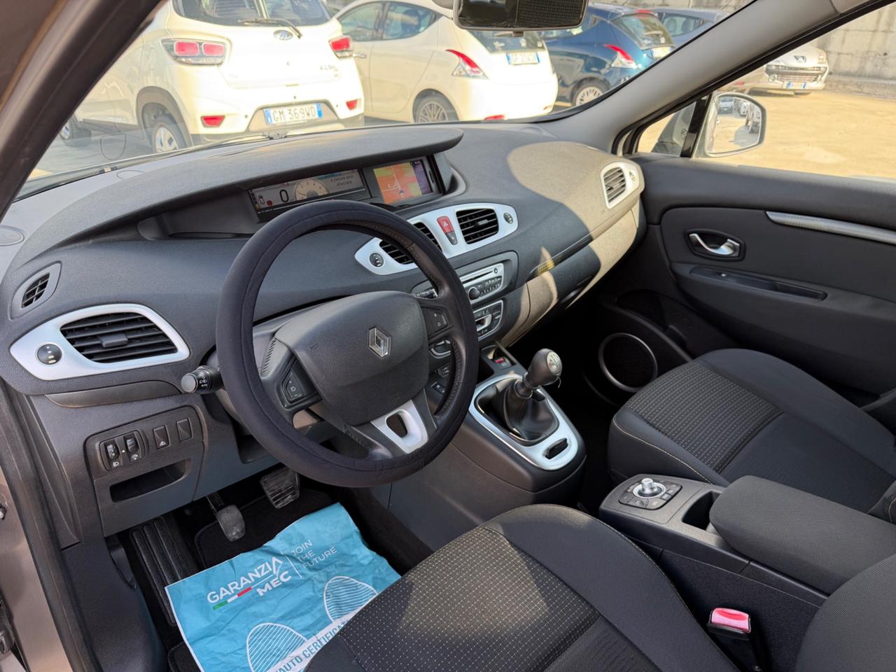 Renault SCENIC XMOD 1.5dCi 110CV