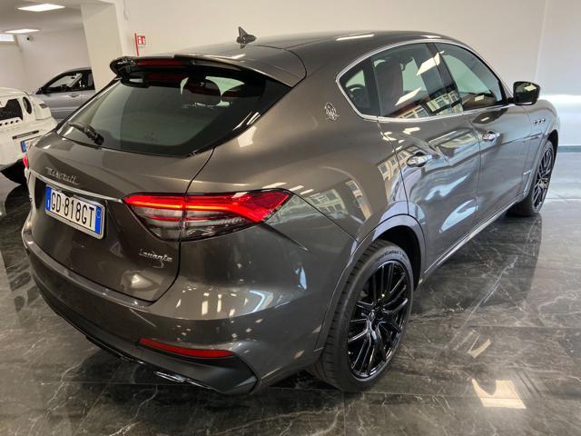 MASERATI Levante V6 Diesel 275 CV AWD Gransport