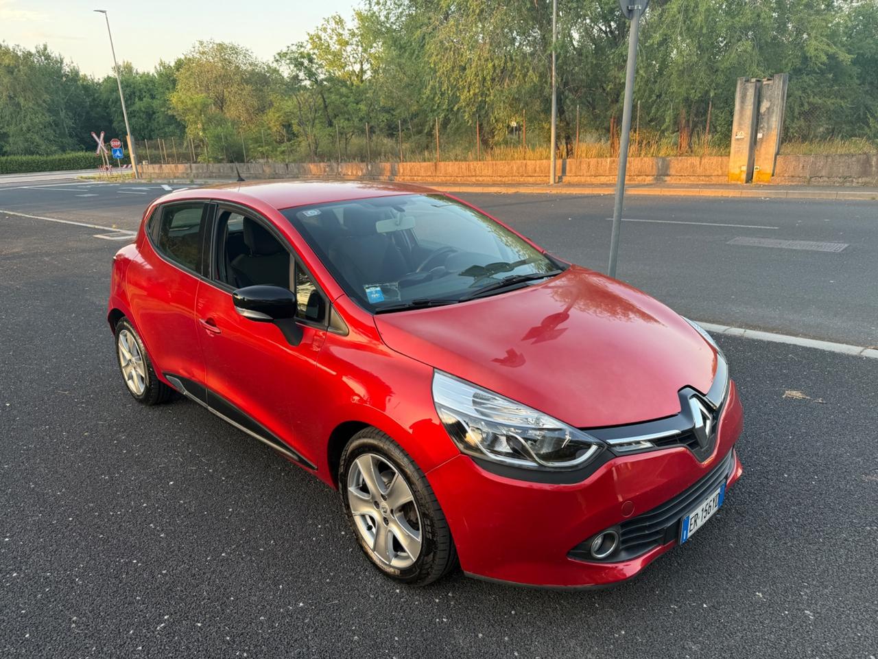 Renault Clio 1.2 75CV 5 porte Wave