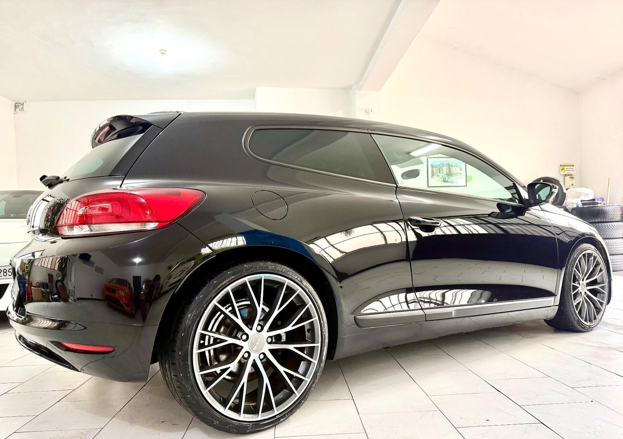 Volkswagen Scirocco 2.0 TFSI DSG 200cv *Prezzo promo*