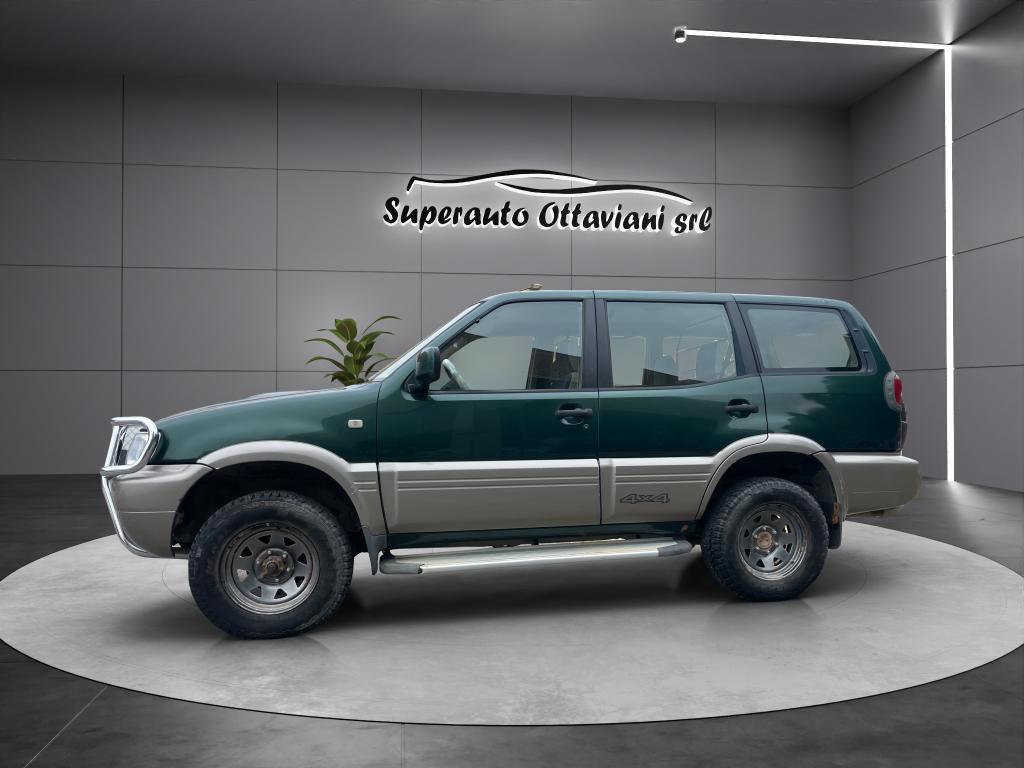 Nissan Terrano 5 Porte Terrano 5p 2.7 tdi Elegance AUTOCARRO