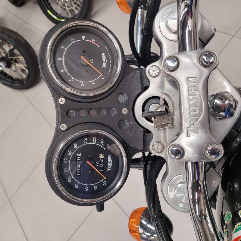 Triumph Legend TT 900 - 1999