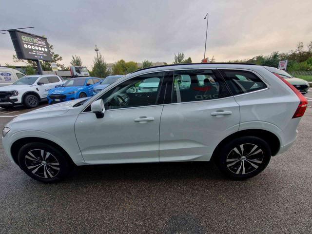 VOLVO XC60 B4 (d) Geartronic Momentum Pro