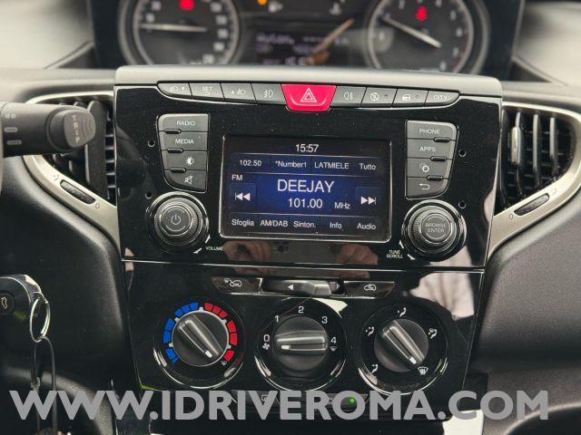 LANCIA Ypsilon 1.2 69 CV 5 porte "GOLD" +gpl
