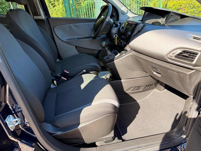 LANCIA Ypsilon 1.2 69 CV 5 porte GPL Ecochic Silver