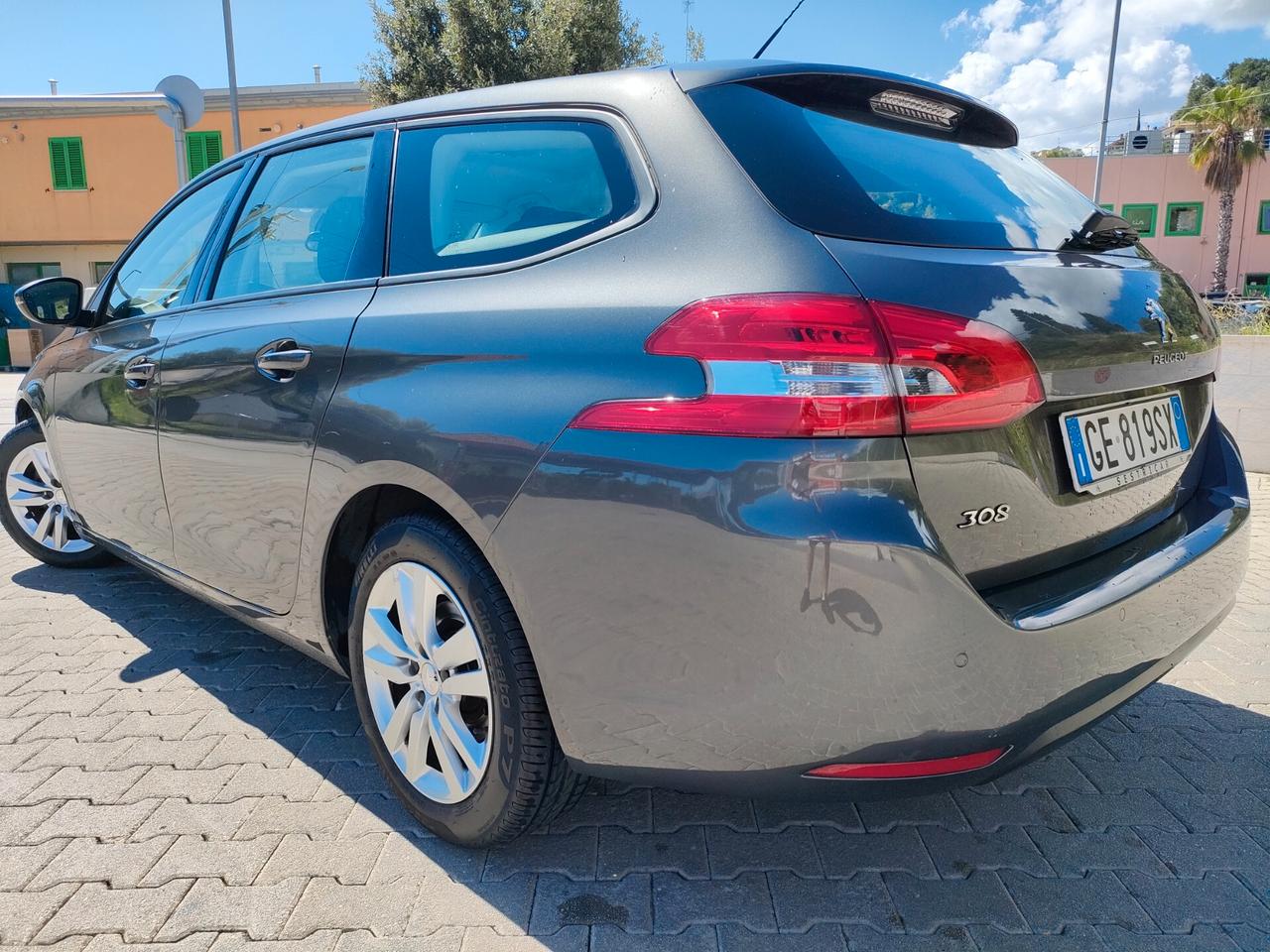 Peugeot 308 BlueHDi 130 S&S SW GT