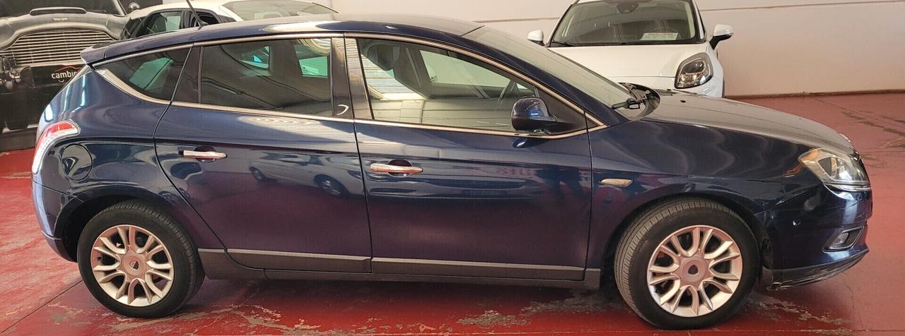 Lancia Delta 1.9 MJT Twinturbo DPF Oro