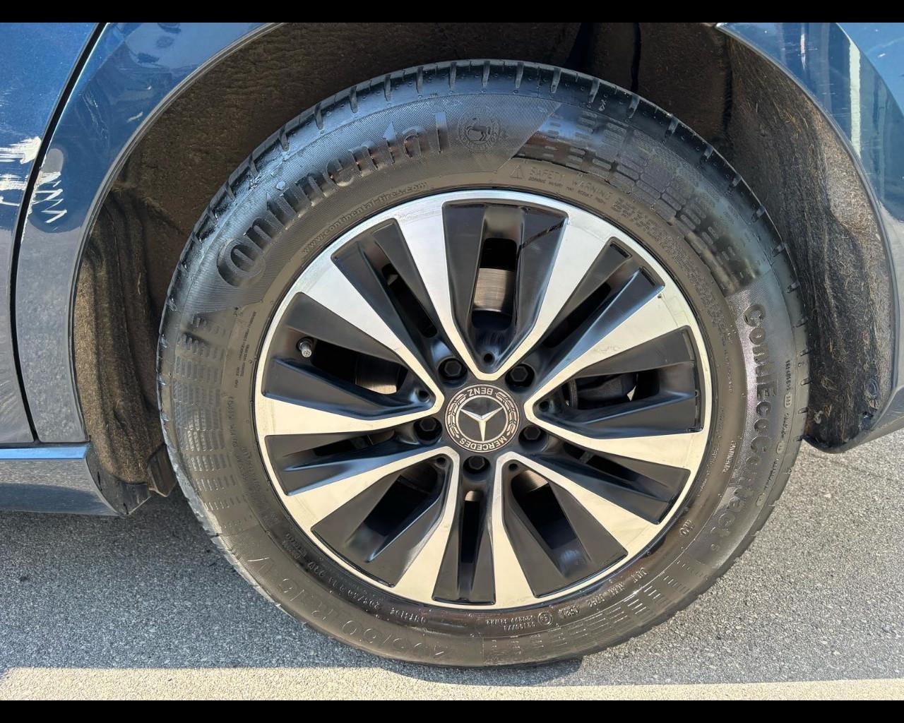 Mercedes-Benz Classe B - W247 2018 - B 180 d Sport auto