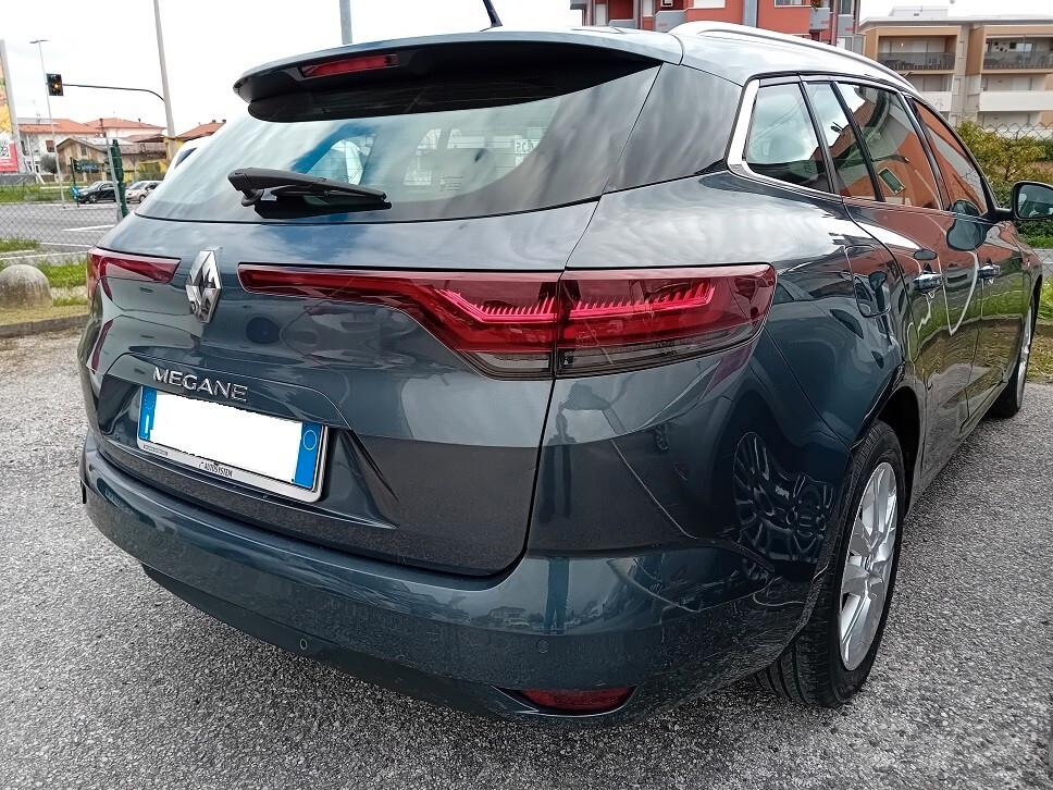 Renault Mégane Sporter Blue dCi 115 CV EDC Business