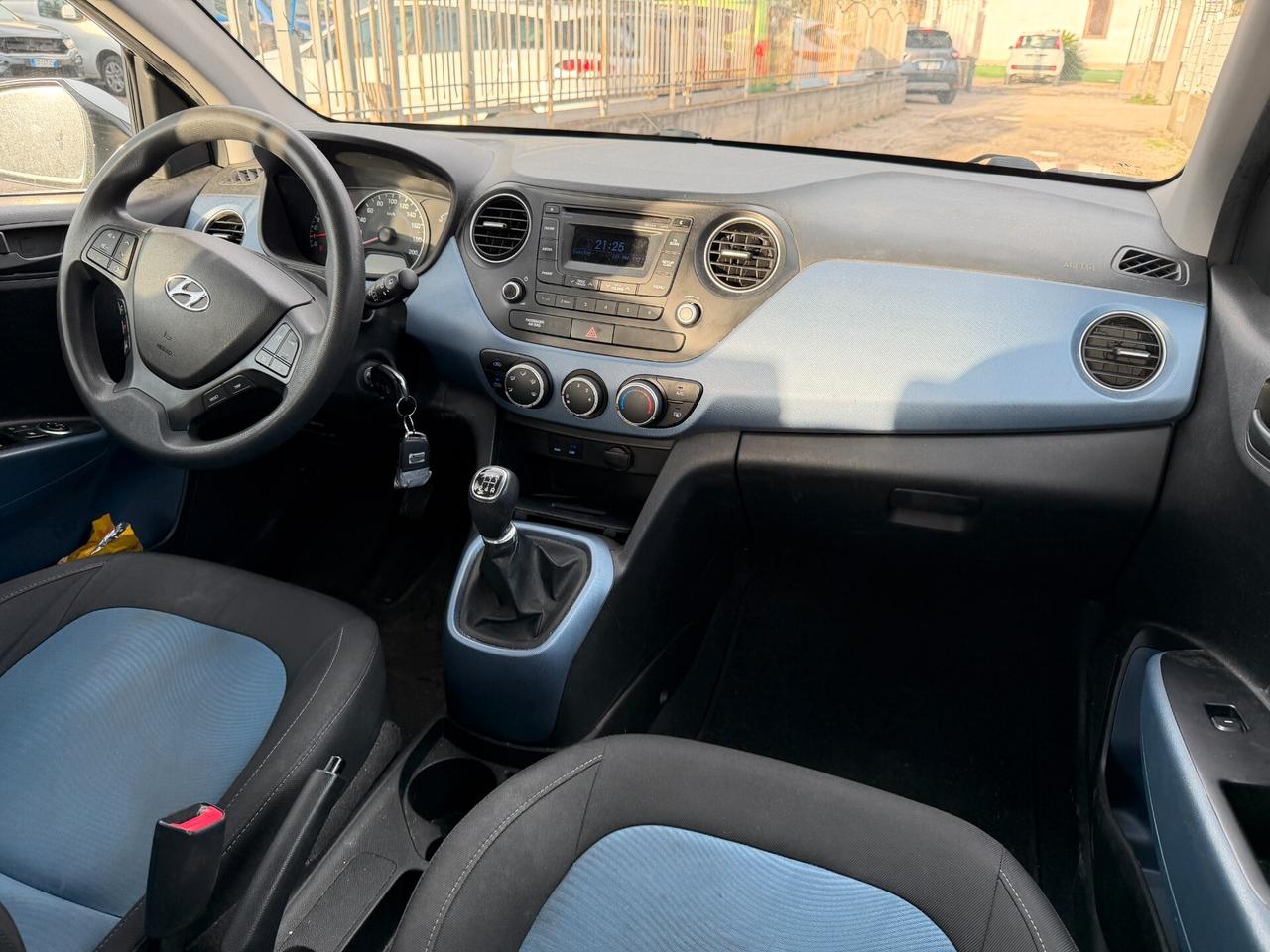 HYUNDAI I10 ANNO 2015 1.0 BENZINA *LEGGI