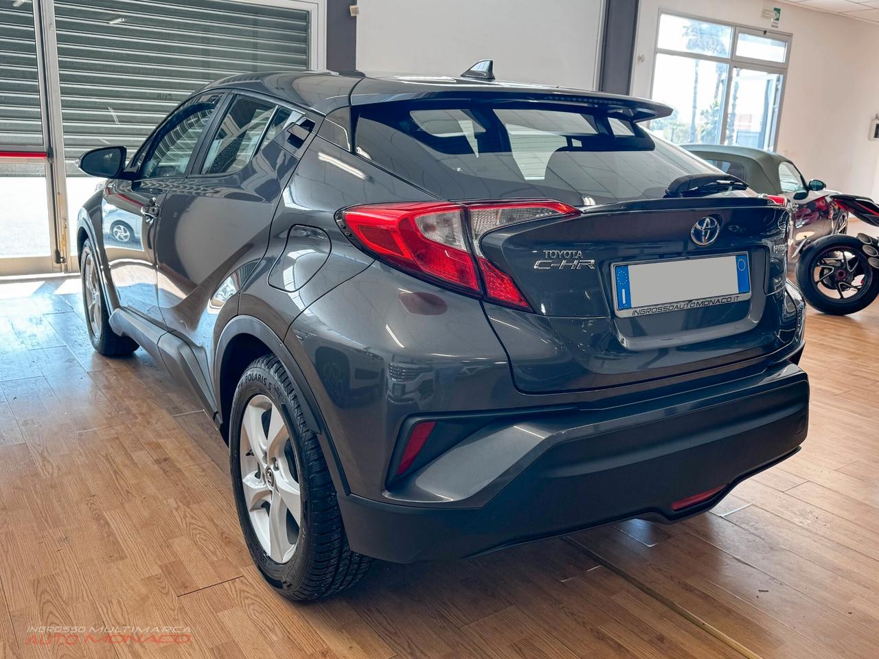 Toyota C-HR 1.8 Hybrid E-CVT 2018